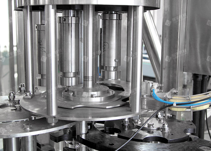 旋轉(zhuǎn)式食用油灌裝機(jī) 旋轉(zhuǎn)式食用油灌裝機(jī)